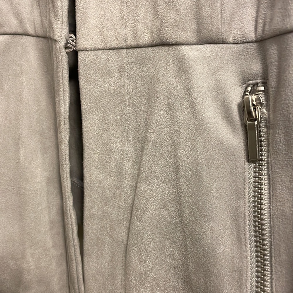 Light Gray Very Soft Suede Jacket - image 3